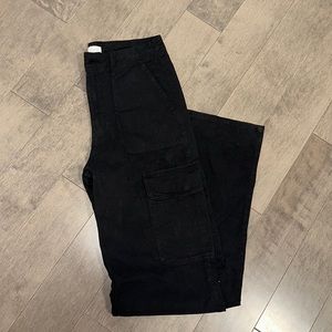 ZARA- HIGH RISE TRF STRAIGHT LEG CARGO PANTS